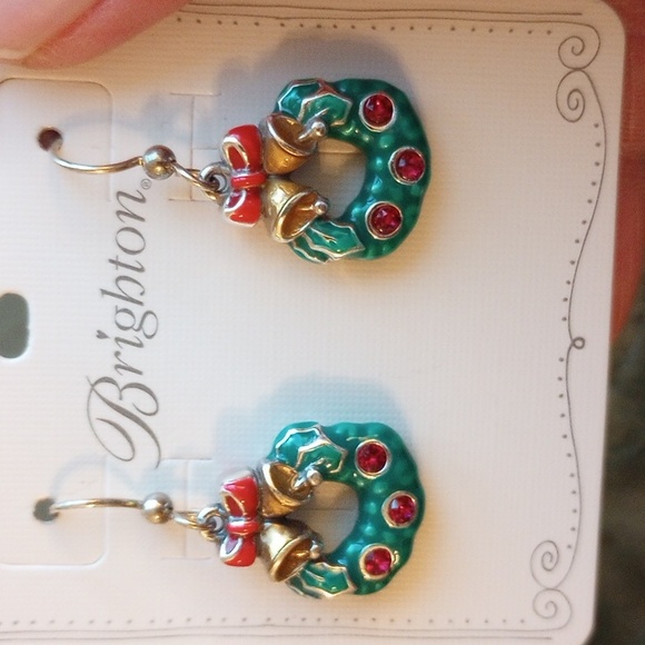 Brighton Holiday Wreath Earrings - Green and Red - Picture 3 of 4